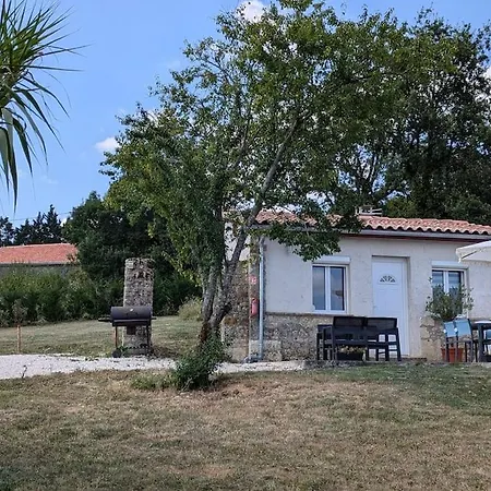 Σπίτι διακοπών La Maison De Mon Enfance Et Son Magnac-Lavalette-Villars