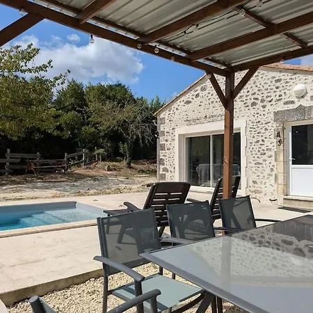 La Maison De Mon Enfance Et Son Σπίτι διακοπών