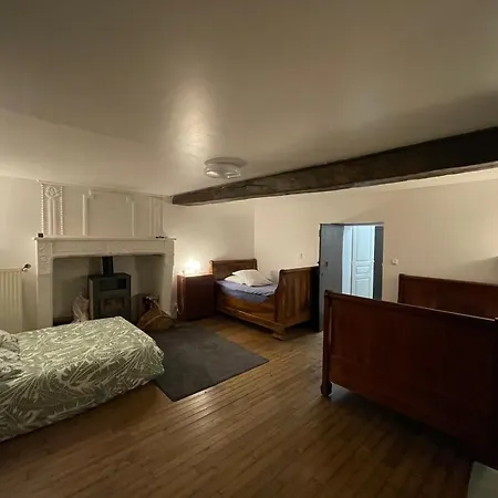La Maison De Mon Enfance Et Son *